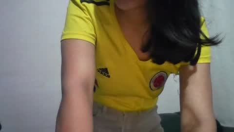 Antonella online show from July 4, 2026, 4:40 am