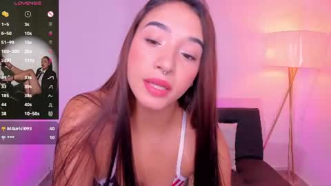 Snapshot of antonella_grayy chatting on July 5, 2026, 1:29 pm Antonella Grayy online show from July 5, 2026, 1:29 pm
