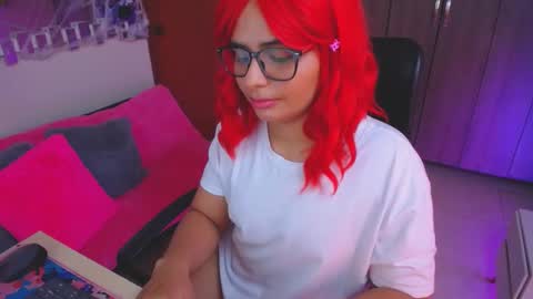 Snapshot of antonellacute_ chatting on October 15, 2025, 2:44 am Antonella online show from October 15, 2025, 2:44 am