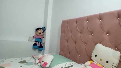 antonellahot21 online show from October 14, 2025, 2:12 am