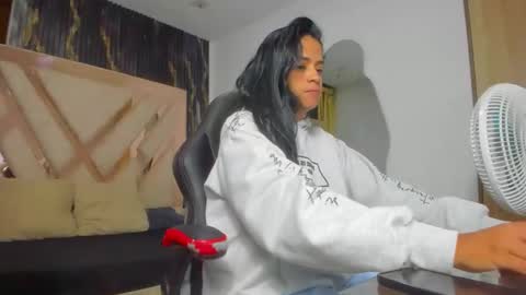 AntonellaTawer online show from September 21, 2025, 2:35 am