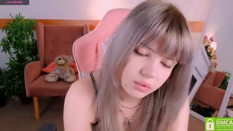 antonia_ferrero online show from November 20, 2025, 4:40 pm