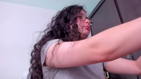 Antonia online show from December 12, 2024, 5:20 am