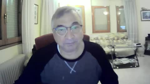 Antonio online show from February 10, 2025, 2:52 am