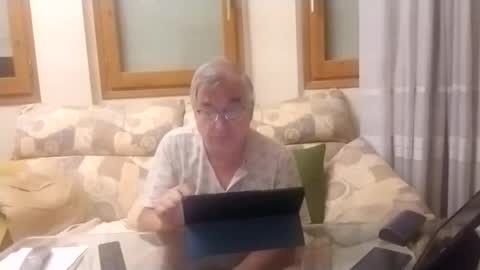 Antonio online show from October 5, 2025, 12:53 am