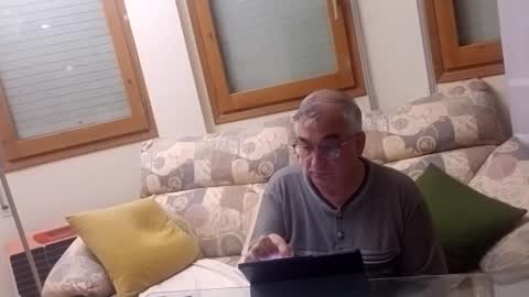 Antonio online show from October 21, 2025, 9:26 pm