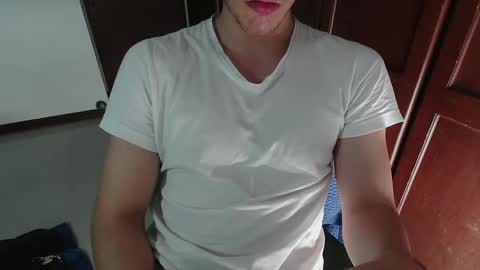 antonio_ricci online show from September 9, 2025, 6:18 pm