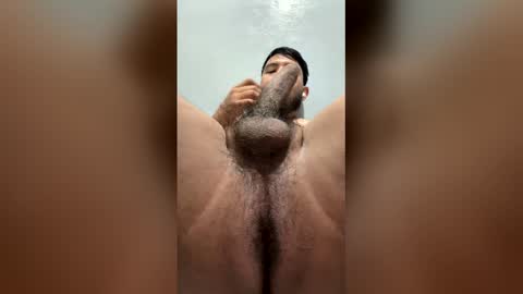 antoniog05 online show from April 17, 2026, 2:53 pm