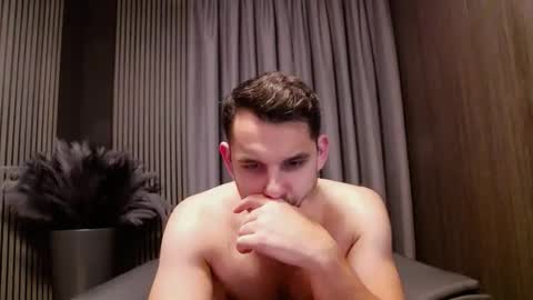 HI My name is Antonio online show from December 20, 2025, 8:27 pm