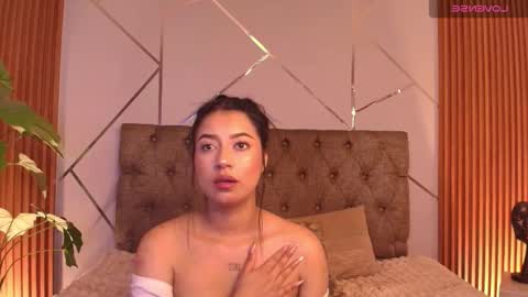 Antonella online show from March 21, 2026, 7:24 am