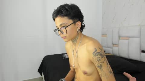 antony_d_ossa online show from May 16, 2026, 8:18 pm