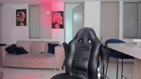 Snapshot of antotss chatting on February 18, 2025, 2:49 am Maria Antonia online show from February 18, 2025, 2:49 am