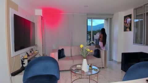 Snapshot of antotss chatting on November 5, 2025, 10:43 pm Maria Antonia online show from November 5, 2025, 10:43 pm