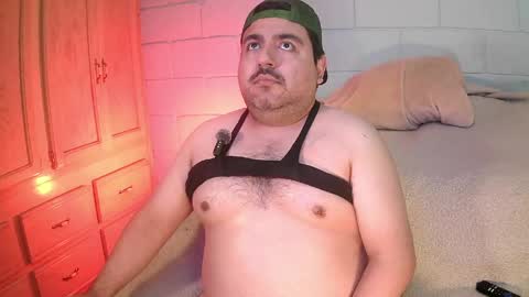 AnuarFox online show from May 2, 2026, 9:47 am