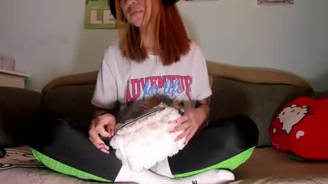 Any online show from September 21, 2025, 6:20 pm