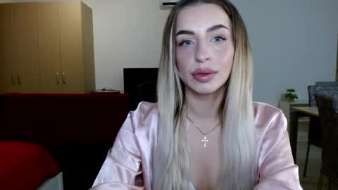 Anya online show from May 9, 2026, 6:35 pm
