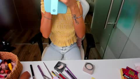 Anya online show from June 8, 2026, 11:32 am