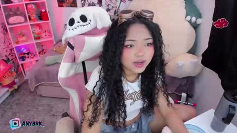 Snapshot of anyburkee chatting on October 24, 2025, 11:56 pm Any online show from October 24, 2025, 11:56 pm