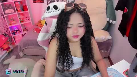 Snapshot of anyburkee chatting on October 29, 2025, 12:57 am Any online show from October 29, 2025, 12:57 am