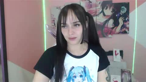 Anyela online show from March 10, 2025, 8:37 am