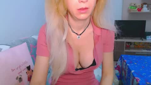 An online show from December 23, 2025, 1:25 am