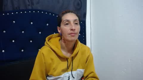 Snapshot of anyu_1306 chatting on December 21, 2024, 11:01 am anyu online show from December 21, 2024, 11:01 am