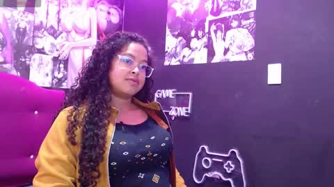 Any  online show from December 4, 2025, 12:36 pm