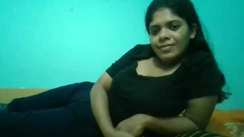 Aparalux online show from May 15, 2026, 7:59 am
