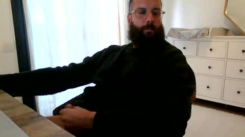 Snapshot of apc_3 chatting on December 2, 2024, 3:36 pm apc_3 online show from December 2, 2024, 3:36 pm