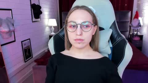 Snapshot of aphexqueen chatting on February 5, 2025, 1:44 pm APHEX QUEEN online show from February 5, 2025, 1:44 pm