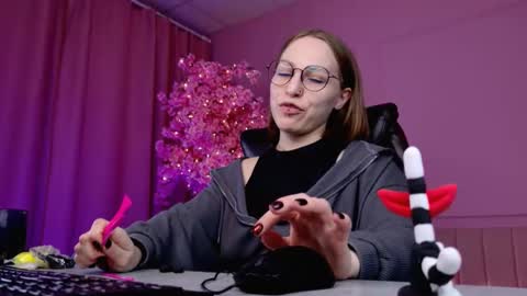 Snapshot of aphexqueen chatting on February 28, 2025, 7:14 pm APHEX QUEEN online show from February 28, 2025, 7:14 pm