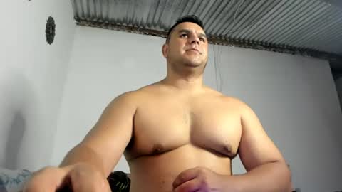 follow me   here you find me online show from July 6, 2026, 9:39 pm