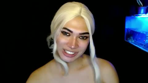 Snapshot of aphr0dite_x chatting on January 4, 2025, 7:24 am Roman Goddess online show from January 4, 2025, 7:24 am