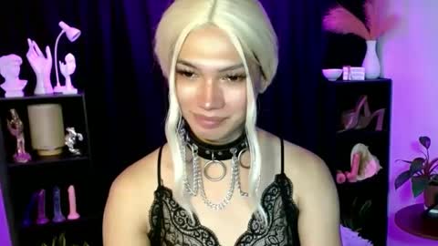 Snapshot of aphr0dite_x chatting on February 16, 2025, 5:48 pm Roman Goddess online show from February 16, 2025, 5:48 pm