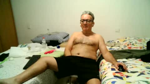 furry bear online show from December 28, 2024, 9:08 pm