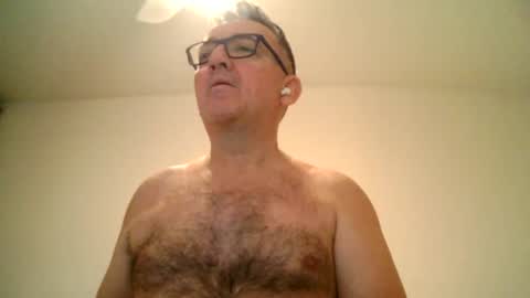 furry bear online show from February 23, 2025, 9:16 pm