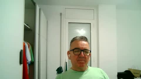 furry bear online show from October 13, 2025, 7:14 pm