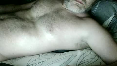 Snapshot of apluslickin chatting on July 1, 2026, 2:40 pm Aplusickin online show from July 1, 2026, 2:40 pm
