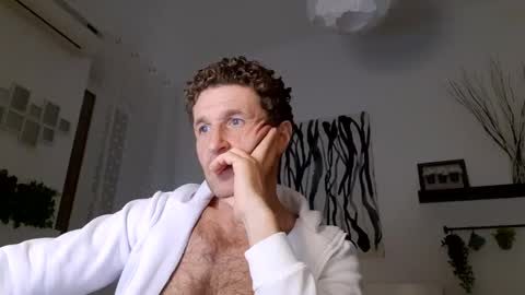 apollobest77 online show from January 30, 2025, 7:26 pm