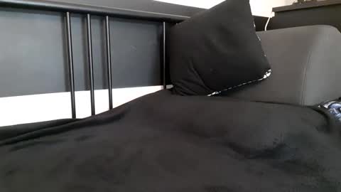 apollobest77 online show from September 23, 2025, 4:10 pm