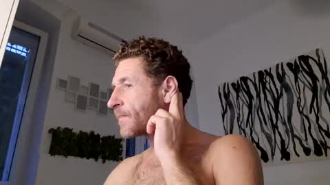 Snapshot of apollobest77 chatting on February 7, 2026, 4:22 pm apollobest77 online show from February 7, 2026, 4:22 pm