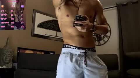 apollonfitx_69 online show from October 29, 2025, 4:31 pm