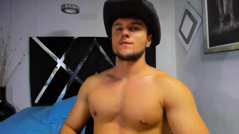 Snapshot of apolo_klein1 chatting on September 17, 2025, 8:16 am Apolo online show from September 17, 2025, 8:16 am