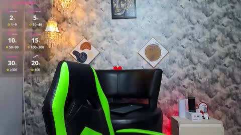 Snapshot of apolo_rousse chatting on February 20, 2026, 1:02 am Apolo online show from February 20, 2026, 1:02 am