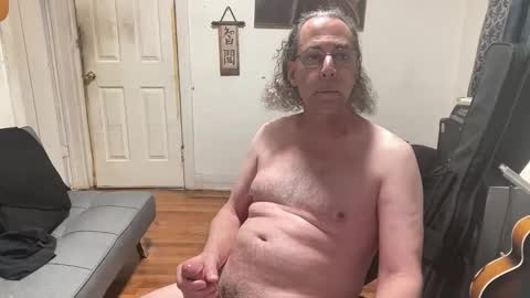 Apostrphy online show from April 3, 2026, 10:08 pm