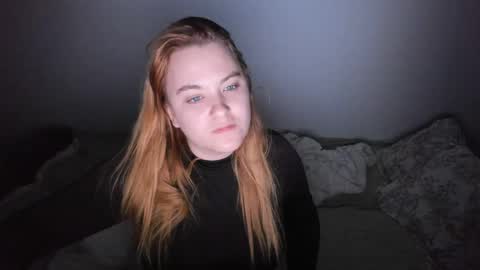 appleyummybuns online show from May 31, 2026, 7:59 pm
