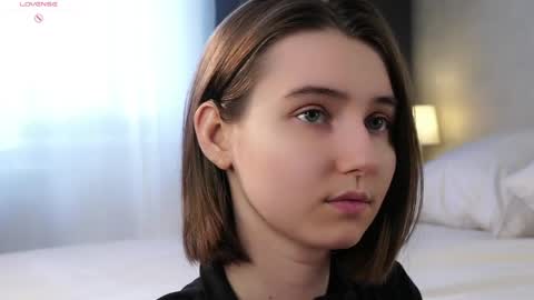 Meghan online show from April 5, 2026, 9:39 am