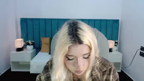 April Bunny online show from March 2, 2026, 8:59 pm