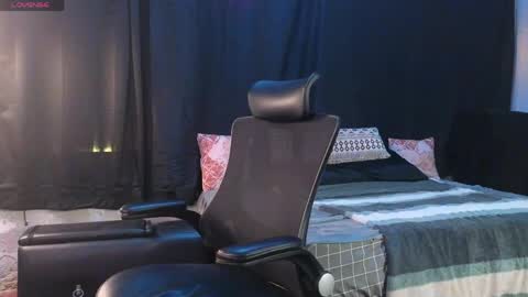 April Strife online show from May 11, 2026, 2:06 am