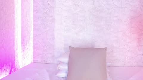 Snapshot of aprilalen chatting on May 4, 2026, 12:34 pm April online show from May 4, 2026, 12:34 pm